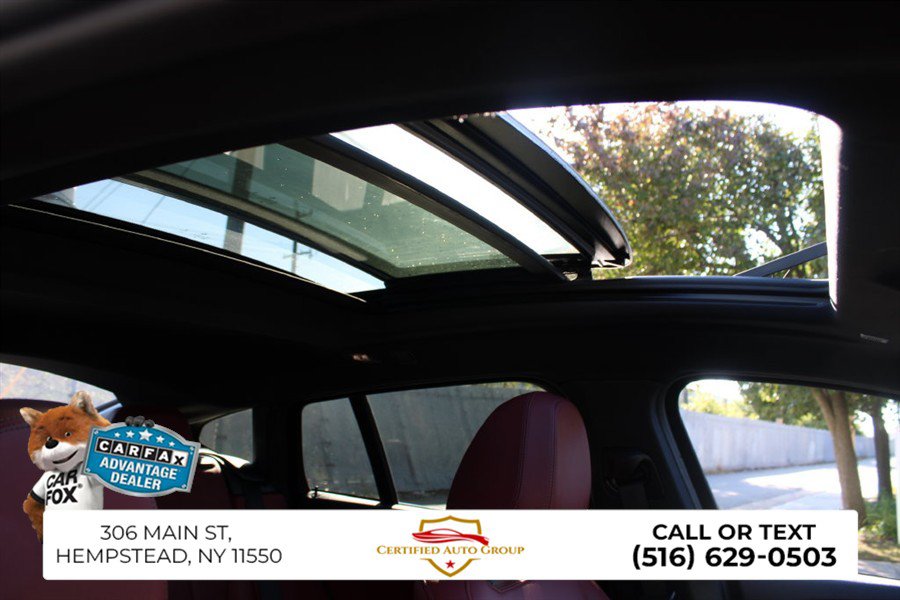 Used 2023 BMW X4 xDrive30i w/ M Sport Package AWD/4WD image 27