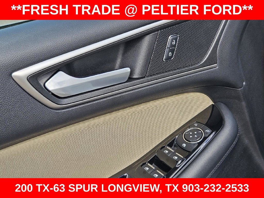 Used 2016 Ford Edge SEL FWD image 17