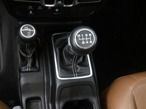 Used 2020 Jeep Wrangler Unlimited Sahara AWD/4WD image 24