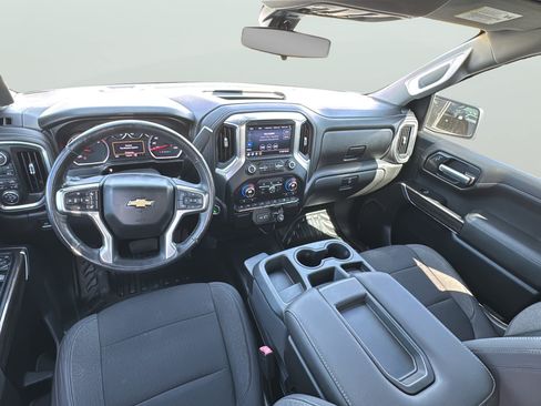 Used 2019 Chevrolet Silverado 1500 LT w/ Convenience Package AWD/4WD image 14