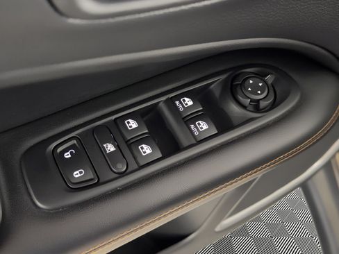 Used 2018 Jeep Compass Limited w/ Navigation Group AWD/4WD image 15