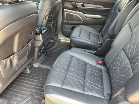 Used 2023 Kia Telluride SX Prestige X-Pro AWD/4WD image 32