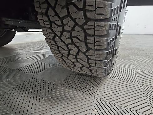 Used 2024 GMC Sierra 2500 Denali w/ Technology Package image 47