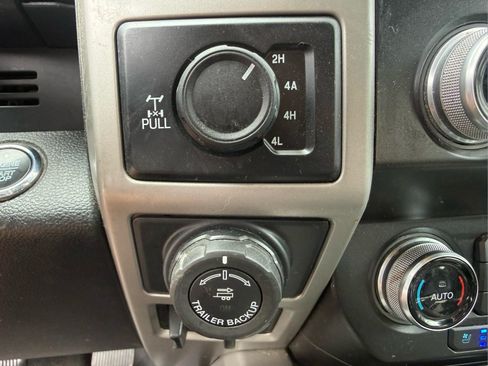 Used 2019 Ford F150 Lariat w/ Equipment Group 502A Luxury AWD/4WD image 21
