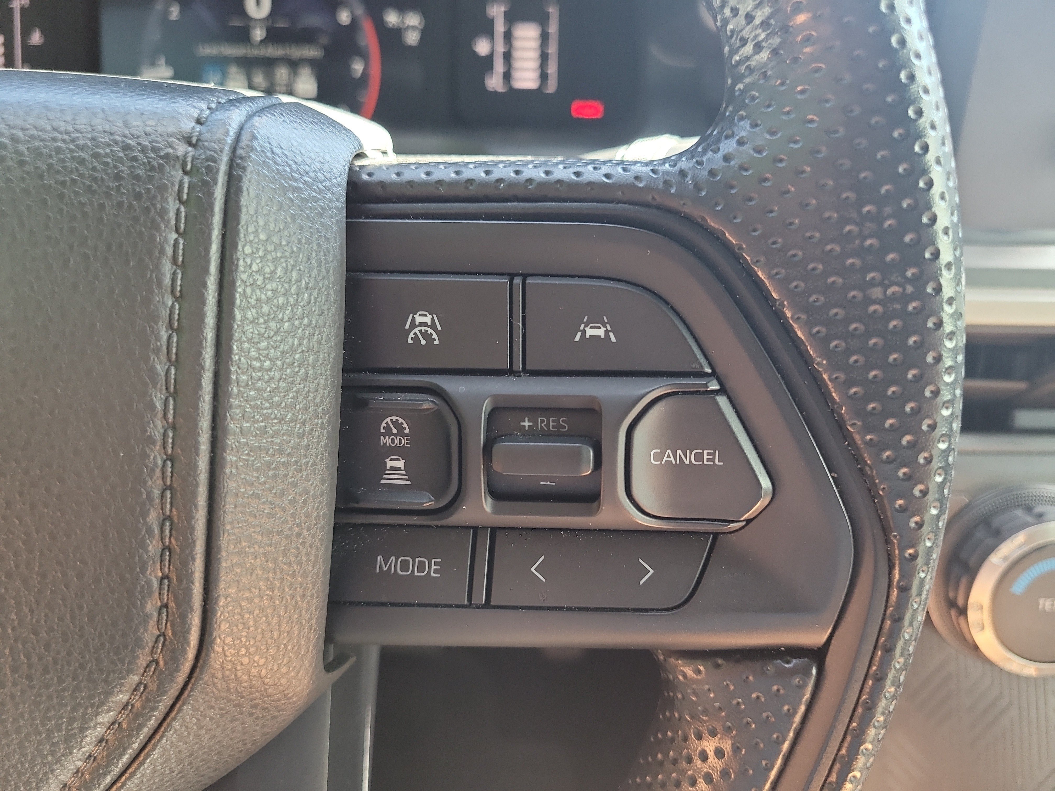 Used 2025 Toyota Tacoma SR5 RWD image 30