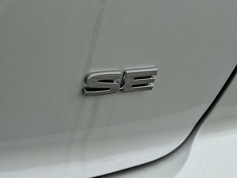 New 2025 Mitsubishi Eclipse Cross SE image 5