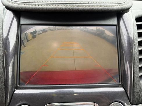 Used 2015 Chevrolet Impala LT w/ Convenience Package FWD image 19