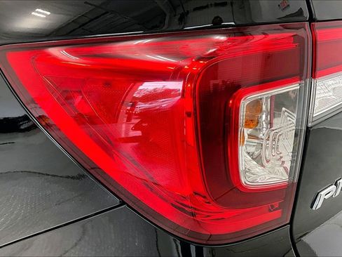 Used 2021 Honda Pilot Touring image 32