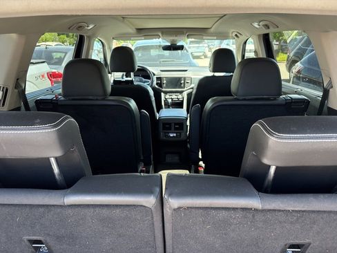 Used 2022 Volkswagen Atlas SEL Premium image 5