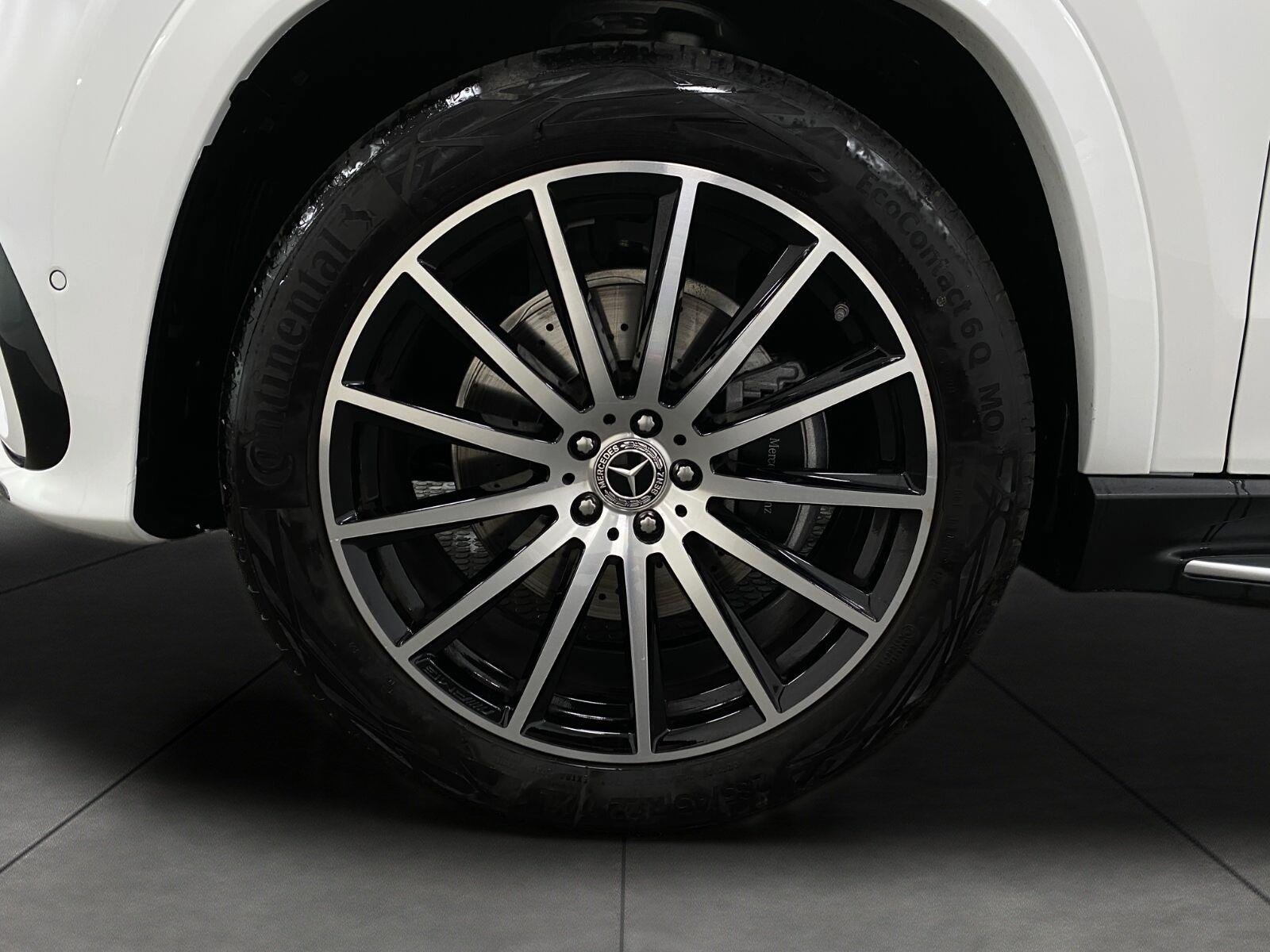 Certified 2026 Mercedes-Benz GLS 580 4MATIC image 13
