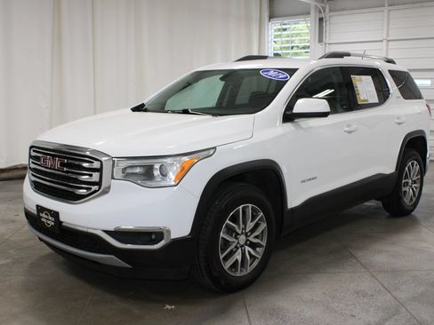 Used 2019 GMC Acadia SLE FWD image 4
