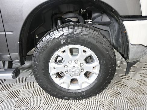 Used 2023 RAM 2500 Laramie AWD/4WD image 12