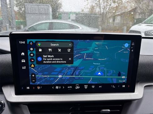 Used 2025 Ford Explorer ST-Line w/ ST-Line Street Pack image 25