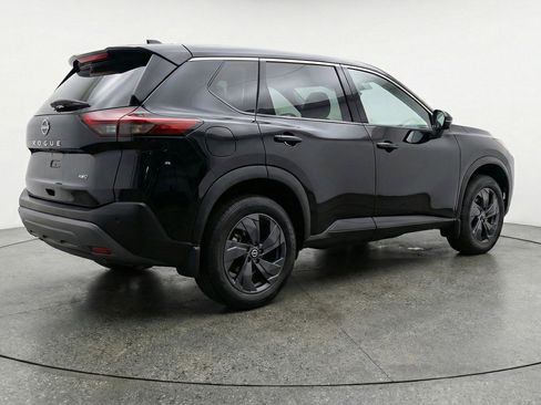 Used 2025 Nissan Rogue SV image 9