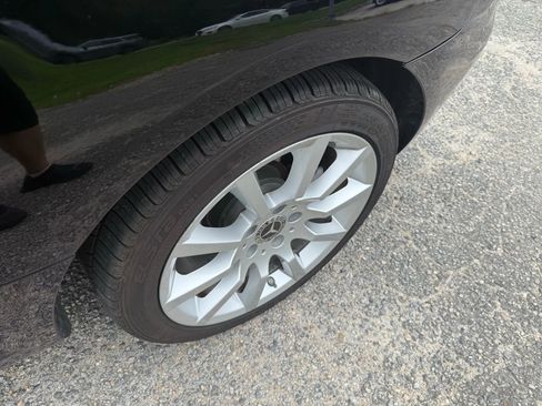 Used 2018 Mercedes-Benz SLC 300 image 11