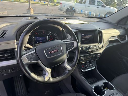 Used 2020 GMC Terrain SLE image 6
