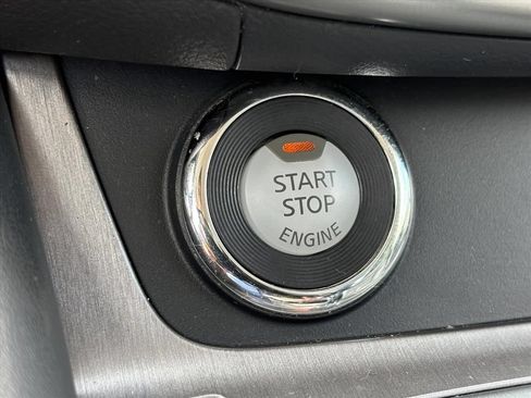 Used 2022 Nissan Murano SV w/ Cargo Package AWD/4WD image 11