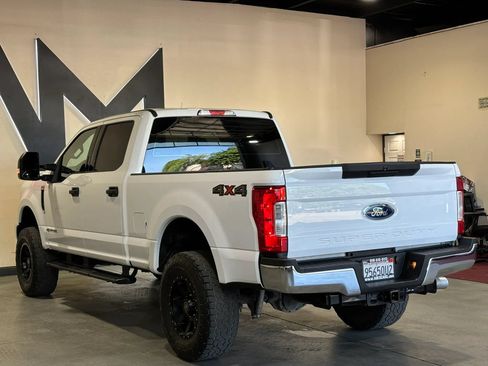 Used 2018 Ford F250 XLT AWD/4WD image 6