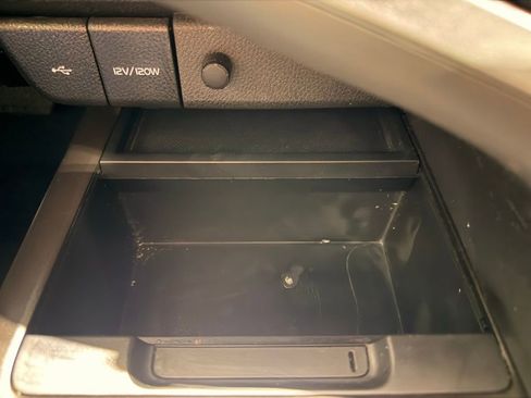 Used 2024 Toyota Camry SE image 24