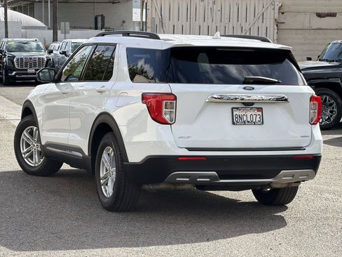 Used 2020 Ford Explorer XLT w/ Equipment Group 202A RWD image 6