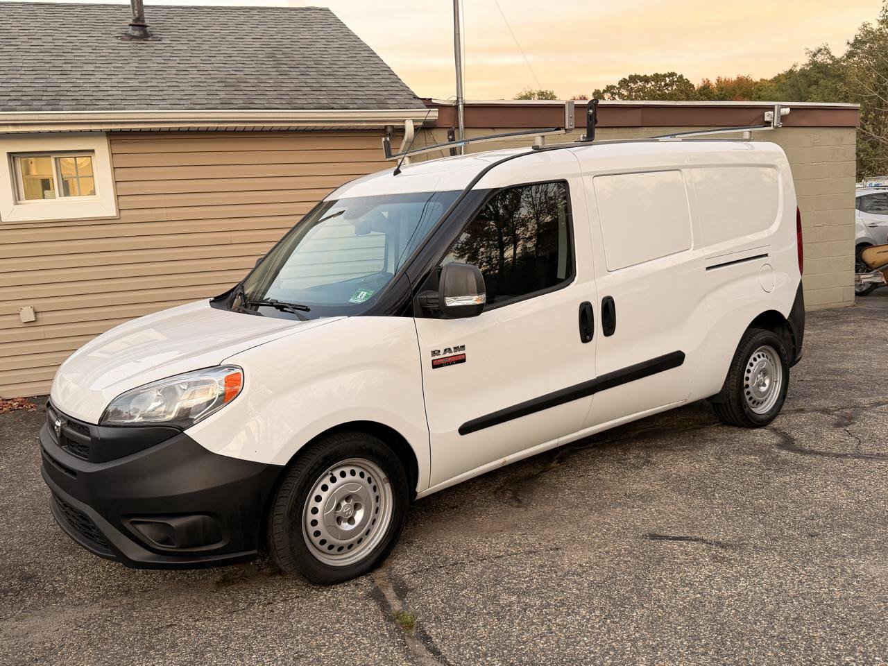 Used 2015 RAM ProMaster City Tradesman FWD image 2