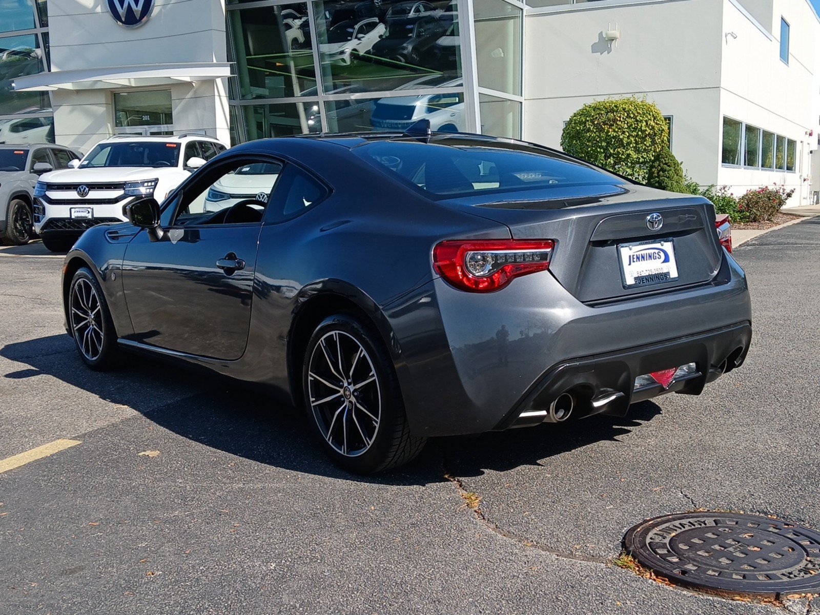 Used 2020 Toyota 86 RWD image 5