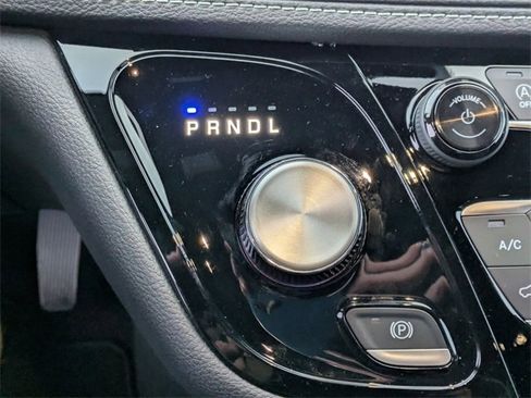 New 2026 Chrysler Pacifica Select image 20