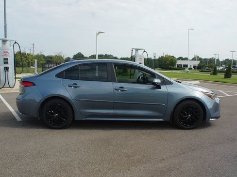 Used 2026 Toyota Corolla LE FWD image 19