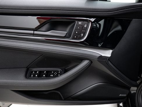 Certified 2026 Porsche Panamera 4 AWD/4WD image 17