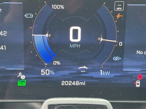 Used 2024 Chevrolet Equinox EV RS FWD image 21