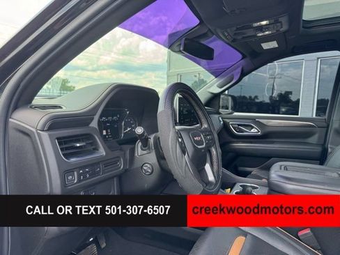Used 2021 GMC Yukon AT4 w/ Rear Media and Nav Package AWD/4WD image 8