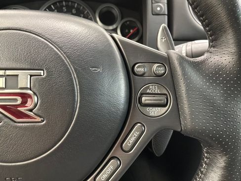 Used 2016 Nissan GT-R Premium AWD/4WD image 71
