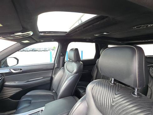 Used 2024 Hyundai Palisade Calligraphy FWD image 11