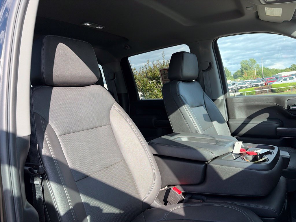 Used 2022 Chevrolet Silverado 2500 LTZ w/ Safety Package AWD/4WD image 26