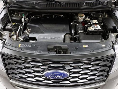 Used 2018 Ford Explorer Sport w/ Equipment Group 401A image 33