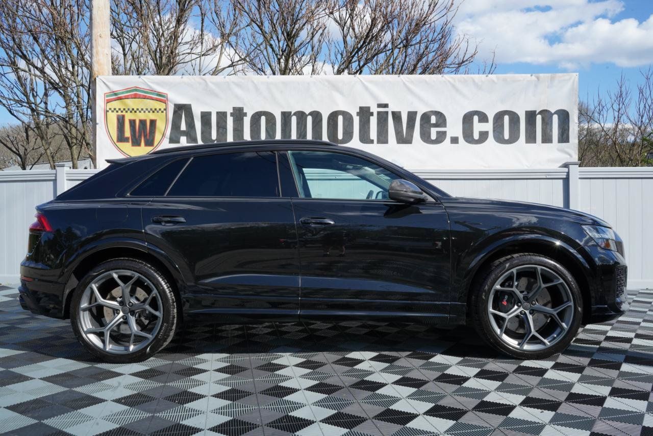 Used 2023 Audi RS Q8 AWD/4WD image 4