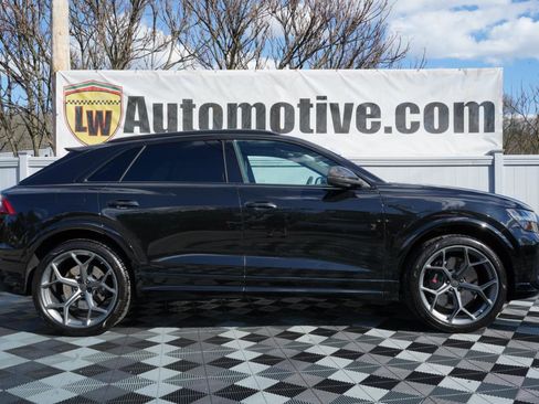 Used 2023 Audi RS Q8 AWD/4WD image 4