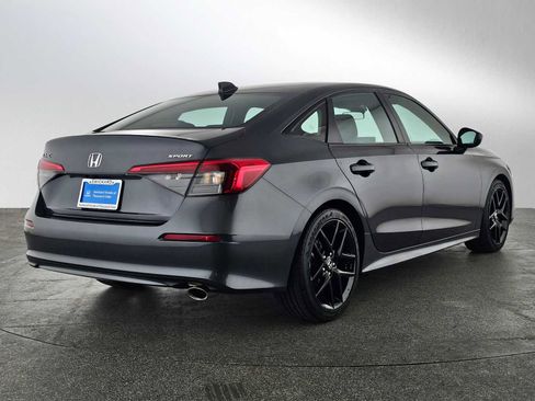 Used 2022 Honda Civic Sport image 3