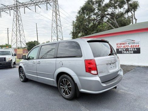 Used 2015 Dodge Grand Caravan SXT FWD image 7