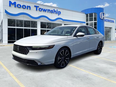 New 2026 Honda Accord Touring image 3