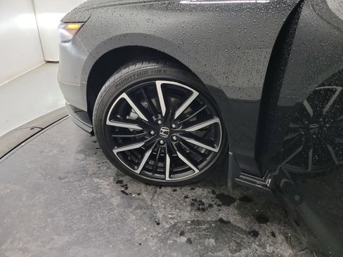 Used 2024 Honda Accord Touring image 30
