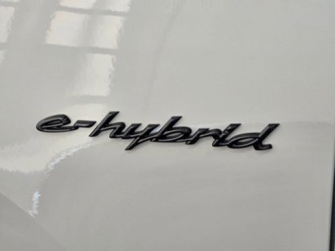New 2026 Porsche Cayenne E-Hybrid image 25