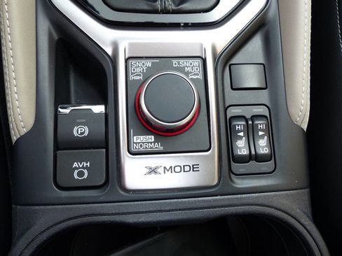 Used 2023 Subaru Forester Limited image 32