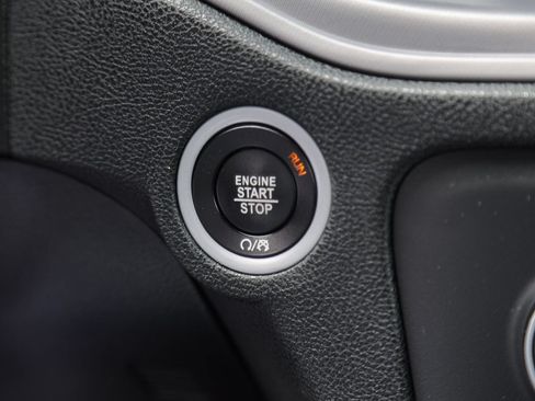 Used 2023 Dodge Charger SXT RWD image 19