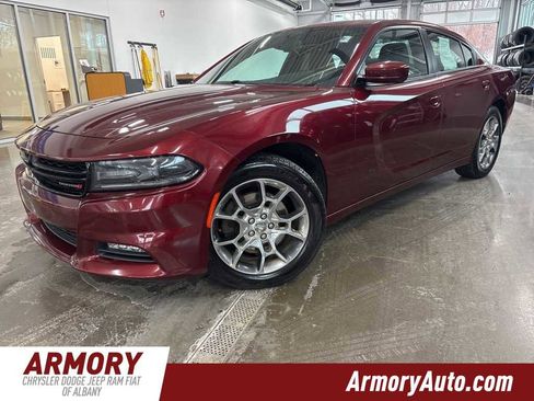 Used 2017 Dodge Charger SXT image 1