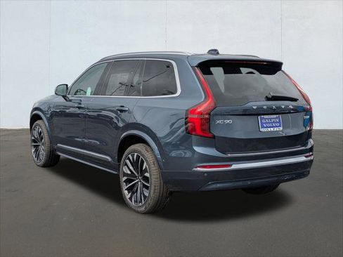 New 2026 Volvo XC90 T8 Ultra w/ Protection Package Premier image 2