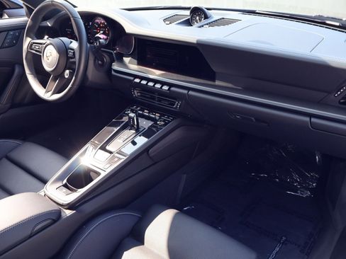 Certified 2024 Porsche 911 Carrera GTS image 22