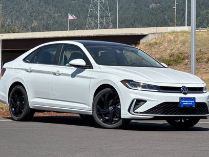 New 2025 Volkswagen Jetta SE