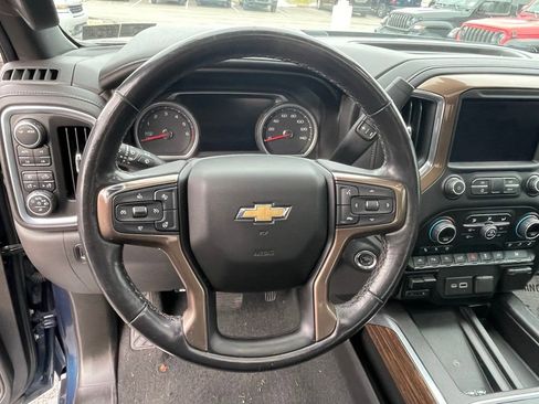 Used 2021 Chevrolet Silverado 1500 High Country w/ Technology Package image 38