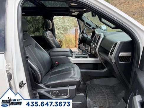 Used 2017 Ford F150 Platinum w/ Equipment Group 701A Luxury AWD/4WD image 39